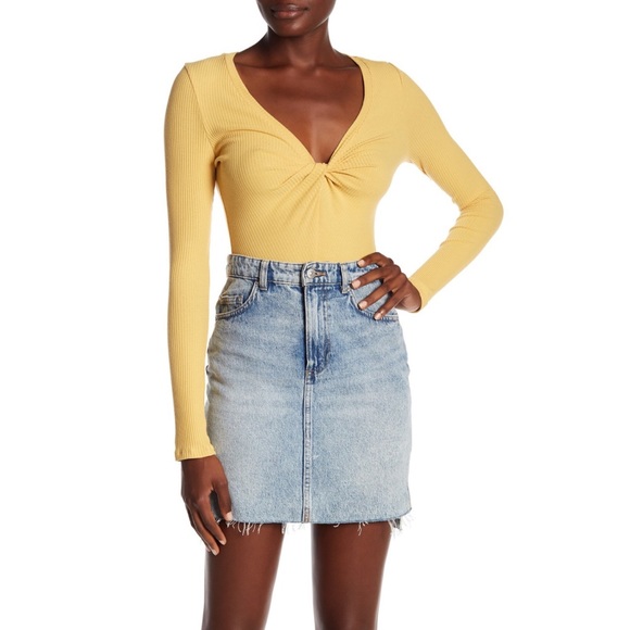 Astr Tops - NWT ASTR Ribbed Twist Front Bodysuit Mustard L